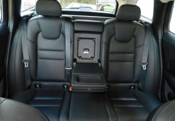Volvo V60 II  Kombi 2.0 D3 150KM 2019 Volvo V60 z Gwarancja Kamera Model 2020r 2.0 Diesel 150KM, zdjęcie 12