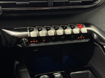 Peugeot 5008 II Crossover Facelifting 1.5 BlueHDi 130KM 2023 Peugeot 5008 Allure Pack / 7 osobowy / CarPlay/And, zdjęcie 25