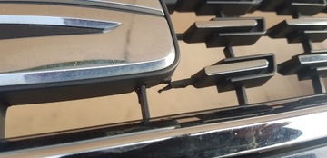 РЕШЕТКА ПЕРЕДНЕГО БАМПЕРА SEAT LEON III LIFT