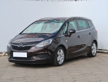 Opel Zafira C Tourer Facelifting 1.6 CDTI 134KM 2017 Opel Zafira 1.6 CDTI, Navi, Klima, Tempomat, zdjęcie 1