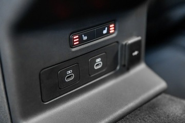 Land Rover Range Rover Velar SUV Facelifting 3.0 P400 400KM 2024 Land Rover Range Rover VELAR 3.0 I6 400KM Dynamic, zdjęcie 31