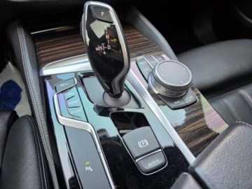 BMW Seria 5 G30-G31 Limuzyna 530i 252KM 2020 BMW 5 530i 2,0l 252KM Niski przebieg: 109,498km Dokumentacja pochodzenia, zdjęcie 19