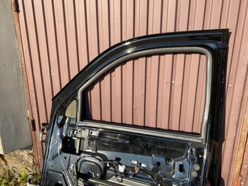 CADILLAC ESCALADE 07-14 DVEŘE PŘEDNÍ PRAVÉ