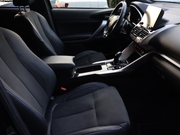 Mitsubishi Eclipse Cross SUV PHEV 2.4 188KM 2022 Mitsubishi Eclipse Cross Plug-in-Hybrid, zdjęcie 8