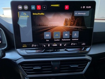 Seat Leon IV Sportstourer 1.5 eTSI (MHEV) 150KM 2024 Seat Leon 1.5TSI 150KM FR FV23 DSG System BeatsAudio Navi System Pakiety -, zdjęcie 23