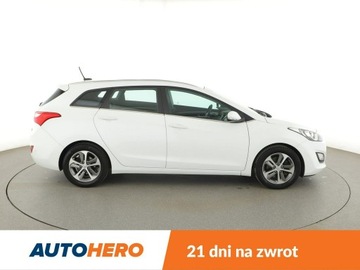 Hyundai i30 II Wagon Facelifting 1.6 CRDi 136KM 2015 Hyundai i30 1.6 CRDi Blue Klimatronik Nawigacja, zdjęcie 8