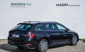 Skoda Superb III Kombi Facelifting 2.0 TSI 190KM 2022 Skoda Superb 2.0TSI 190KM DSG Style Grzane fotele kierownica El klapa GWAR, zdjęcie 7