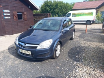 Opel Astra J Hatchback 5d 1.6 Twinport ECOTEC 115KM 2009 Opel Astra OPEL ASTRA H 1600 benzyna super stan 1.6 Benzyna 115KM, zdjęcie 8