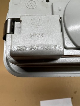 VW LUPO SVĚTLO OSVĚTLENÍ INTERIÉR 6N0947105F