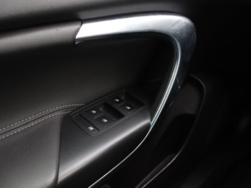 Opel Insignia I Sports Tourer Facelifting 2.0 CDTI ECOFLEX 120KM 2015 Opel Insignia 2.0 CDTI, Skóra, Klima, Klimatronic, zdjęcie 18