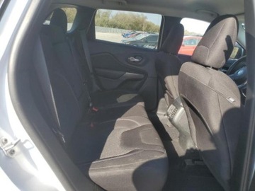 Jeep Cherokee V 2021 Jeep Cherokee 2021r., Latitude, od ubezpieczalni 2.4 Benzyna 180KM, zdjęcie 9