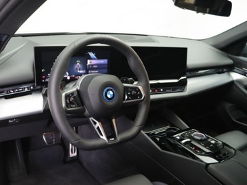 BMW Seria 5 G90-91 Sedan Plug-In 2.0 30e 299KM 2025 BMW Seria 5 530e Sport Sedan 2.0 (299KM) 2025, zdjęcie 7