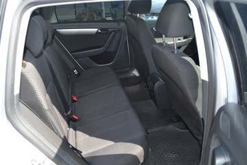 Volkswagen Passat B7 Variant 1.6 TDI CR DPF BlueMotion 105KM 2013 Volkswagen Passat Variant (365) 1.6 TDI 105 KM z Niemiec ,Opłacony, zdjęcie 6