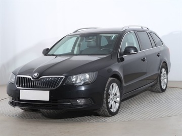 Skoda Superb II Kombi Facelifting 2.0 TDI CR DPF 170KM 2013 Skoda Superb 2.0 TDI, Salon Polska, Serwis ASO, zdjęcie 1