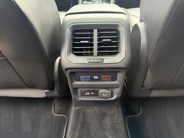 Volkswagen Tiguan II SUV 2.0 TDI 150KM 2020 Volkswagen Tiguan 2.0 TDI R-Line DSG 150KM 2020r, zdjęcie 30