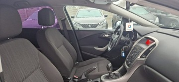 Opel Astra J Hatchback 5d 1.7 CDTI ECOTEC 110KM 2010 Opel Astra Jeden Właściciel Zarejestrowany 1.7, zdjęcie 32