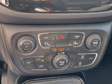 Jeep Compass II SUV 2.0 MJD 140KM 2017 JEEP COMPASS II SUV 2.0 MJD 140KM, Automat, Bogate wyposażenie, 2x klucz, zdjęcie 32