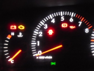 COROLLA 9 E12 PŘÍSTROJOVÁ DESKA BUDÍKY 1.4B 83800-02750