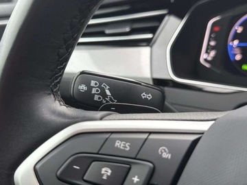 Volkswagen Passat B8 Variant Facelifting 1.5 TSI EVO 150KM 2023 Volkswagen Passat reflektory LED kamera nawigacja tempomat aktywny FV, zdjęcie 19