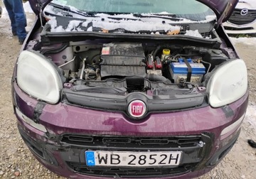 Fiat Panda II Hatchback 5d 1.2 69KM 2012 Fiat Panda I rej 2013r, 1.2 Benzyna. Lekko uszkodzony przod. Jezdzi. 1.2, zdjęcie 5