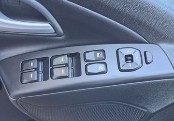 Hyundai ix35 SUV Facelifting 2.0 CRDi 184KM 2014 Hyundai ix35 Hyundai ix35 2.0 Diesel 184KM, zdjęcie 17