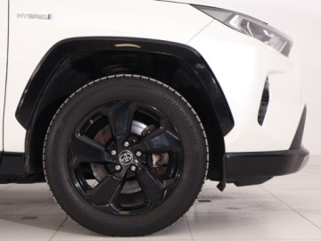 Toyota RAV4 IV MPV Facelifting 2.5 Hybrid 197KM 2018 Toyota RAV 4 2.5 Hybrid, Salon Polska, zdjęcie 14