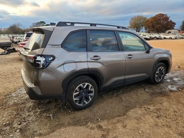 Subaru Forester VI 2025 Subaru Forester Premium 2025 2.5 Benzyna 182KM, zdjęcie 3