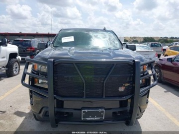 Chevrolet Silverado II 2020 Chevrolet Silverado 1500 Short Bed Custom 2020 4.3l 4.3 Benzyna 285KM, zdjęcie 7