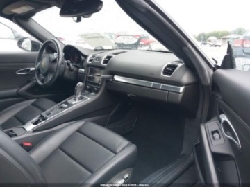 Porsche Boxster 981 Cabrio 2.7 265KM 2016 Porsche Boxster 2016 PORSCHE BOXSTER BLACK EDITION 2.7 Benzyna 265KM, zdjęcie 14