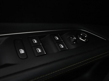 Peugeot 3008 II Plug-In Hybrid Facelifting 1.6 HYBRID 225KM 2022 Peugeot 3008 PHEV full LED virtual cocpit, zdjęcie 38