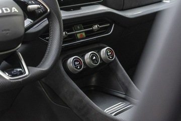 Skoda Kodiaq II SUV Plug-In 1.5 TSI Plug-In Hybrid 204KM 2025 Škoda Kodiaq Skoda Kodiaq Sportline 1.5 TSI iV, zdjęcie 13