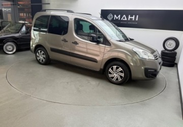 Citroen Berlingo II Combi Facelifting 2015 1.6 BlueHDi 120KM 2016 Citroen Berlingo Led Kamera Panorama Navi Zamiana Raty Gwarancja 1.6 120KM, zdjęcie 12