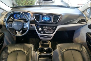 Chrysler Pacifica II 3.6 V6 291KM 2018 Chrysler Pacifica 3.6L V6 291KM StowN Go Kamera MenuPL Keyless BlindSpot, zdjęcie 15