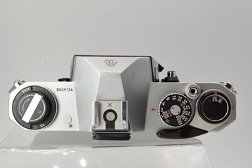 Аналоговый зеркальный фотоаппарат Pentax KM, с дефектом