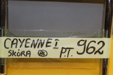 PODHLAVNÍK PRAVÝ ZADNÍ PORSCHE CAYENNE I KŮŽE