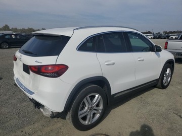 Mercedes GLA II 2023 Mercedes-Benz GLA 250 4Matic 2023 2.0l 2.0 Benzyna 221KM, zdjęcie 3