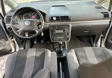 Volkswagen Sharan II Van 2.0 TDI-CR BMT 140KM 2010 Volkswagen Sharan Volkswagen Sharan 2.0 TDI Comfortline 2.0 Diesel 140KM, zdjęcie 8