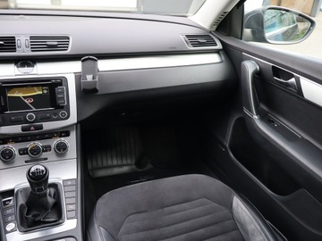Volkswagen Passat B7 Limousine 1.4 TSI 160KM 2013 VW Passat 1.4 TSI, Salon Polska, Skóra, Navi, zdjęcie 7