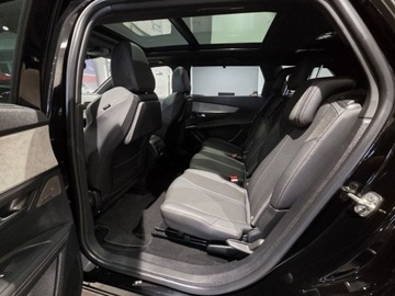 Peugeot 5008 II Crossover Facelifting 1.2 PureTech 130KM 2022 Peugeot 5008 1.2 PureTech GT EAT8 7os. Gwrancja Dealer 1.2 Benzyna 130KM, zdjęcie 12