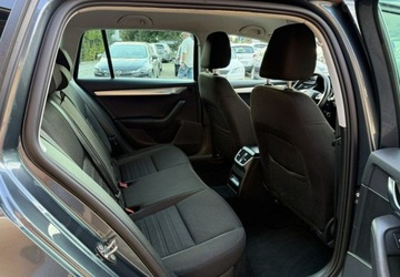 Skoda Octavia III Kombi Facelifting 1.6 TDI 115KM 2019 Skoda Octavia 1,6 TDI 116KM Klima Navi 2xPDC Serwis 1.6 Diesel 115KM, zdjęcie 26