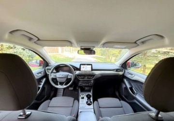 Ford Focus IV Kombi 1.5 EcoBoost 150KM 2019 Ford Focus Ford Focus 1.5 EcoBoost Titanium X 1.5 Benzyna 150KM, zdjęcie 19
