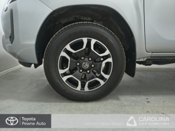 Toyota Hilux VIII Podwójna kabina Facelifting 2.8 D-4D 204KM 2023 Toyota Hilux 2.8 D-4D Double Cab SR5 4x4 2.8 D-4D, zdjęcie 18