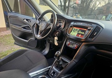 Opel Zafira C Tourer Facelifting 1.4 Turbo 140KM 2017 Opel Zafira Opel Zafira 1.4 Turbo (ecoFLEX) StartStop Innovation 1.4 140KM, zdjęcie 25