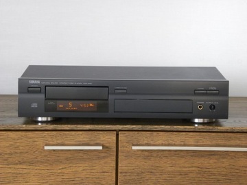 YAMAHA CDX-880 - аудиофильский CD/CD-R проигрыватель, в хорошем состоянии