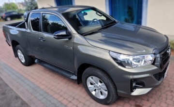 Toyota Hilux VIII Pojedyncza kabina 2.4 D-4D 150KM 2020 TOYOTA HILUX EXTRA CAB MAŁY PRZEBIEG