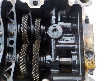 GOLF V A3 8P 2.0 TFSI 200KM BWA МАСЛЯНЫЙ НАСОС 06B103535F