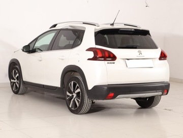 Peugeot 2008 I SUV Facelifting 1.2 PureTech 110KM 2019 Peugeot 2008 1.2 PureTech, Salon Polska, zdjęcie 3