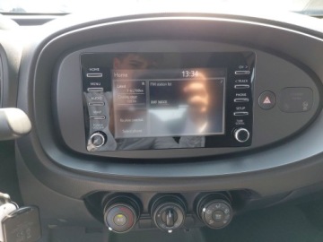 Toyota Aygo X 1.1 VVT-i 72KM 2023 Toyota Aygo X 1.0 VVTi Active AYGO X 1.0, Faktura, zdjęcie 17