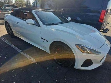 Maserati GranTurismo 2018 Maserati GranTurismo Convertible Sport 2018 4.7 Benzyna 454KM, zdjęcie 5