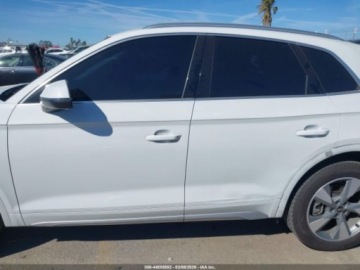 Audi Q5 II 2024 Audi Q5 PREMIUM 40 TFSI QUATTRO S TRONIC, 2024r., 4x4, 2.0L 2.0 Hybryda, zdjęcie 5